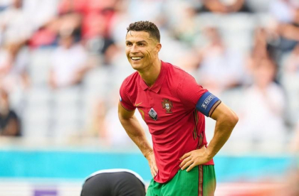 Cristiano Ronaldo a intrat in cartea recordurilor. Performanta unica stabilita la meciul cu Islanda Cristiano Ronaldo a intrat in cartea recordurilor. Performanta unica stabilita la meciul cu Islanda