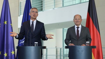 Olaf Scholz garanteaza ca Germania va aloca 2% din PIB pentru aparare din 2024 Olaf Scholz garanteaza ca Germania va aloca 2% din PIB pentru aparare din 2024