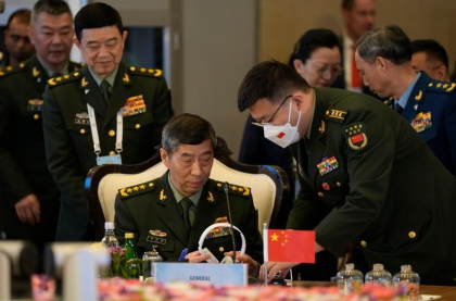 China propune o colaborare militara mai stransa unuia dintre vecinii sai din sud
