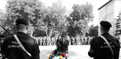 Politia de Frontiera Romana a venit cu un mesaj in memoria politistului de frontiera ucis in atacul de la Aeroport: „Serghei se duce intr-un loc fara frontiere” Politia de Frontiera Romana a venit cu un mesaj in memoria politistului de frontiera ucis in atacul de la Aeroport: „Serghei se duce intr-un loc fara frontiere”