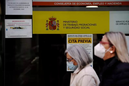 Spania declara incheiata criza Covid-19 si renunta la obligativitatea purtarii mastilor Spania declara incheiata criza Covid-19 si renunta la obligativitatea purtarii mastilor