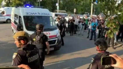 Atentat sinucigas cu bomba la un tribunal din Kiev. Doua persoane au fost ranite