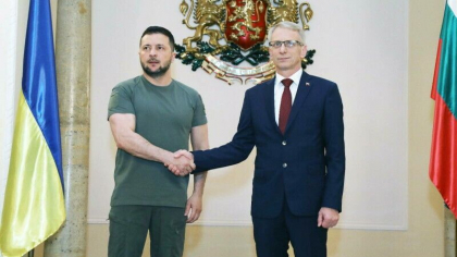 Zelenski, in prima vizita oficiala in Bulgaria, pentru a discuta despre arme. Presedintele bulgar este considerat pro-rus Zelenski, in prima vizita oficiala in Bulgaria, pentru a discuta despre arme. Presedintele bulgar este considerat pro-rus