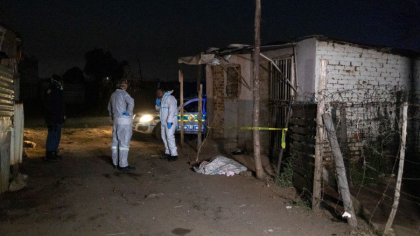 Cel putin 16 persoane, printre care si trei copii, au murit in Africa de Sud in urma unei scurgeri de gaze Cel putin 16 persoane, printre care si trei copii, au murit in Africa de Sud in urma unei scurgeri de gaze