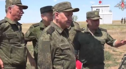 Prima aparitie a lui Soigu inspectand trupele ruse, pentru prima data de la revolta Wagner - VIDEO Prima aparitie a lui Soigu inspectand trupele ruse, pentru prima data de la revolta Wagner - VIDEO