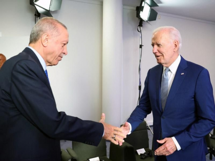 Erdogan vrea sa deschida „o noua era” in colaborarea cu Biden, dupa ce a deblocat aderarea Suediei la NATO Erdogan vrea sa deschida „o noua era” in colaborarea cu Biden, dupa ce a deblocat aderarea Suediei la NATO