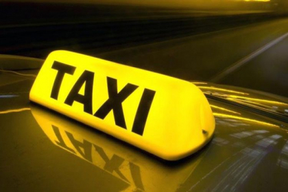 Companiile de taxi din tara noastra ar putea fi sanctionate daca vor utiliza platforme si automobile care nu sunt inregistrate oficial Companiile de taxi din tara noastra ar putea fi sanctionate daca vor utiliza platforme si automobile care nu sunt inregistrate oficial