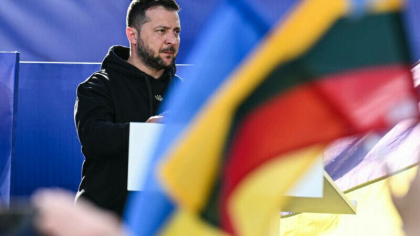 Zelenski: „NATO ii va da Ucrainei securitate. Ucraina va face NATO mai puternica” Zelenski: „NATO ii va da Ucrainei securitate. Ucraina va face NATO mai puternica”