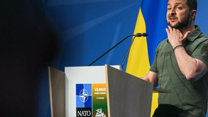 Pretentiile lui Zelenski i-au infuriat pe aliati: ”Oamenii ar vrea sa vada un pic de recunostinta”. ”Stii, nu suntem Amazon” Pretentiile lui Zelenski i-au infuriat pe aliati: ”Oamenii ar vrea sa vada un pic de recunostinta”. ”Stii, nu suntem Amazon”