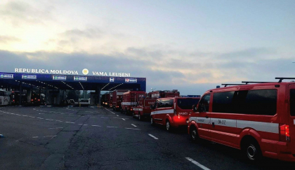 Peste 140 de salvatori din sase tari au ajuns in Moldova, pentru a participa la un exercitiu de lichidare a consecintelor unor inundatii, incendii sau accidente chimice - FOTO/VIDEO Peste 140 de salvatori din sase tari au ajuns in Moldova, pentru a participa la un exercitiu de lichidare a consecintelor unor inundatii, incendii sau accidente chimice - FOTO/VIDEO