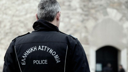 O bomba improvizata a explodat in centrul Atenei. Dispozitivul fusese amplasat intr-o sala a masonilor O bomba improvizata a explodat in centrul Atenei. Dispozitivul fusese amplasat intr-o sala a masonilor