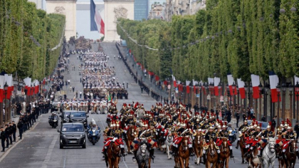 Parada militara la Paris, India e invitat de onoare. 130.000 de politisti scosi pe strazi ca sa asigure linistea dupa ultimele violente - FOTO