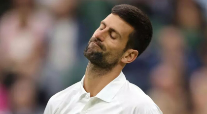 Novak Djokovic, amendat dupa ce a pierdut finala de la Wimbledon 2023 cu Carlos Alcaraz Novak Djokovic, amendat dupa ce a pierdut finala de la Wimbledon 2023 cu Carlos Alcaraz