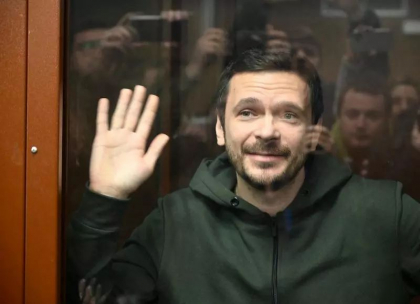 „Armata rusa a cedat in fata unui bandit”. Cum vede opozantul incarcerat Ilia Iasin „grava criza a statului” rus „Armata rusa a cedat in fata unui bandit”. Cum vede opozantul incarcerat Ilia Iasin „grava criza a statului” rus