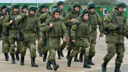 Experti militari: Fortele Rusiei din sudul Ucrainei vor trebui probabil sa-si rationalizeze munitia