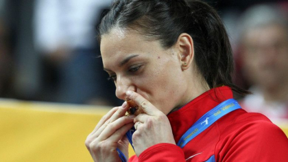 Campioana olimpica Elena Isinbaeva i-a suparat pe rusi dupa ce a spus ca sustine pacea in Ucraina. Un stadion nu-i va mai purta numele Campioana olimpica Elena Isinbaeva i-a suparat pe rusi dupa ce a spus ca sustine pacea in Ucraina. Un stadion nu-i va mai purta numele