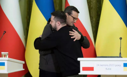 Ucraina denunta un gest „neprietenos si populist” al Poloniei, unul dintre cei mai apropiati aliati ai sai Ucraina denunta un gest „neprietenos si populist” al Poloniei, unul dintre cei mai apropiati aliati ai sai
