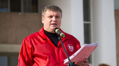Asa-zisele autoritati de la Tiraspol cer ajutorul Chisinaului in ancheta privind asasinarea liderului comunistilor din stanga Nistrului, Oleg Horjan Asa-zisele autoritati de la Tiraspol cer ajutorul Chisinaului in ancheta privind asasinarea liderului comunistilor din stanga Nistrului, Oleg Horjan