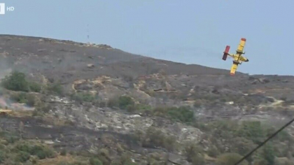 Momentul in care un avion de stingere a incendiilor se prabuseste in Grecia. Doi piloti au murit - VIDEO Momentul in care un avion de stingere a incendiilor se prabuseste in Grecia. Doi piloti au murit - VIDEO
