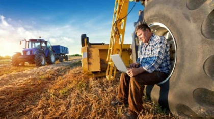 Guvernul va oferi servicii de consultanta pentru fermieri. Circa 400.000 de dolari vor fi alocati Guvernul va oferi servicii de consultanta pentru fermieri. Circa 400.000 de dolari vor fi alocati