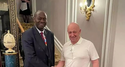 Prigojin apare intr-o fotografie in marja summitului Rusia-Africa de la Sankt Petersburg, desi ar trebui sa fie in exil in Belarus - FOTO Prigojin apare intr-o fotografie in marja summitului Rusia-Africa de la Sankt Petersburg, desi ar trebui sa fie in exil in Belarus - FOTO