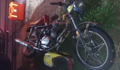 Un tanar a ajuns la spital dupa ce motocicleta pe care o conducea s-a lovit de un pilon electric, la Soroca Un tanar a ajuns la spital dupa ce motocicleta pe care o conducea s-a lovit de un pilon electric, la Soroca