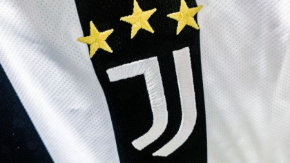 Clubul Juventus Torino, exclus din cupele europene in sezonul viitor. Gruparea italiana isi sustine nevinovatia, dar nu va face apel Clubul Juventus Torino, exclus din cupele europene in sezonul viitor. Gruparea italiana isi sustine nevinovatia, dar nu va face apel