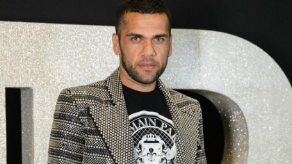 Dani Alves va fi judecat pentru viol. Risca pana la 12 ani de inchisoare Dani Alves va fi judecat pentru viol. Risca pana la 12 ani de inchisoare