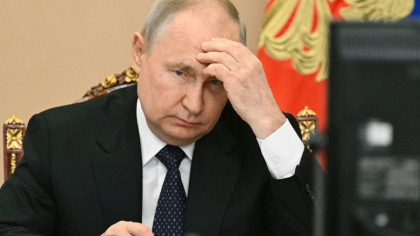 „Sfarsitul erei Putin”. Un fost agent MI6 sustine ca presedintele rus ar putea fi inlaturat de la putere anul viitor „Sfarsitul erei Putin”. Un fost agent MI6 sustine ca presedintele rus ar putea fi inlaturat de la putere anul viitor