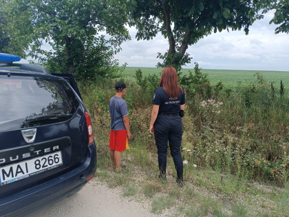 Un copil de 13 ani din Ucraina a traversat singur si fara acte de identitate frontiera de stat in Republica Moldova. De ce a plecat de acasa Un copil de 13 ani din Ucraina a traversat singur si fara acte de identitate frontiera de stat in Republica Moldova. De ce a plecat de acasa