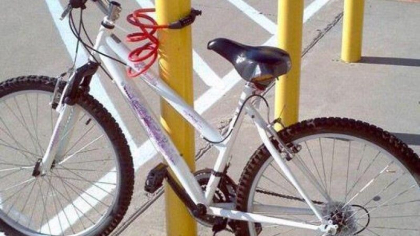 Tanar retinut dupa ce a furat o bicicleta din scara unui bloc de locuit din capitala Tanar retinut dupa ce a furat o bicicleta din scara unui bloc de locuit din capitala