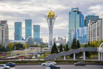 Rusia promoveaza recrutarea in armata intr-o tara vecina. Reclamele cu care sunt ademeniti kazahii Rusia promoveaza recrutarea in armata intr-o tara vecina. Reclamele cu care sunt ademeniti kazahii