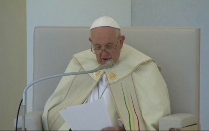 Papa Francisc, indemn la incetarea razboiului: „Simt o durere imensa pentru draga noastra Ucraina” Papa Francisc, indemn la incetarea razboiului: „Simt o durere imensa pentru draga noastra Ucraina”