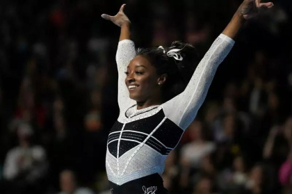 Revenire de senzatie in gimnastica artistica - VIDEO Revenire de senzatie in gimnastica artistica - VIDEO