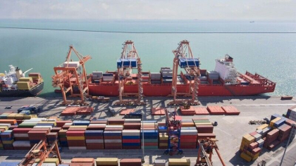 Explozie puternica intr-un port din Turcia. Cel putin cinci persoane au fost ranite Explozie puternica intr-un port din Turcia. Cel putin cinci persoane au fost ranite