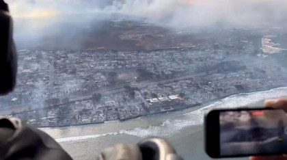 Cel putin 36 de morti in Hawaii din cauza incendiilor de vegetatie catastrofale. Noi imagini socante cu amploarea dezastrului - VIDEO Cel putin 36 de morti in Hawaii din cauza incendiilor de vegetatie catastrofale. Noi imagini socante cu amploarea dezastrului - VIDEO