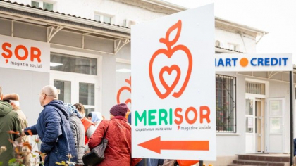 Ilan Sor si „Merisorul” otravit. Magazinele sociale, bani si electorat din alimente alterate si furt la cantar - FOTO Ilan Sor si „Merisorul” otravit. Magazinele sociale, bani si electorat din alimente alterate si furt la cantar - FOTO