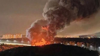 Incendiu masiv in apropierea resedintei lui Putin. Un depozit de langa Moscova a luat foc - FOTO/VIDEO