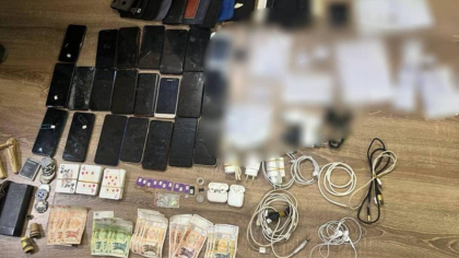 Perchezitii la penitenciarul din Branesti in mai multe dosare de escrocherie. Politia anunta ca perchezitii au avut loc si in capitala, dar si mai multe raioane din tara - FOTO Perchezitii la penitenciarul din Branesti in mai multe dosare de escrocherie. Politia anunta ca perchezitii au avut loc si in capitala, dar si mai multe raioane din tara - FOTO