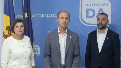 Platforma DA cere revizuirea dispozitiei CSE care prevede plata dividendelor exclusiv prin transfer bancar. „Aduce beneficii doar bancilor comerciale” Platforma DA cere revizuirea dispozitiei CSE care prevede plata dividendelor exclusiv prin transfer bancar. „Aduce beneficii doar bancilor comerciale”