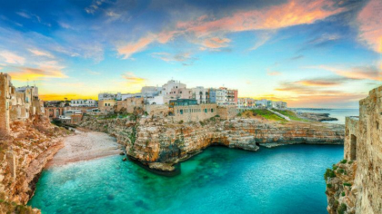 Turistii de pe plaje italiene, indignati de o noua regula: nu au voie sa aduca mancare si bautura Turistii de pe plaje italiene, indignati de o noua regula: nu au voie sa aduca mancare si bautura