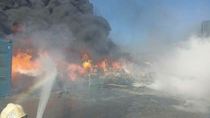 Incendiu urias la un terminal petrolier din portul rusesc Novorossiisk de la Marea Neagra - VIDEO Incendiu urias la un terminal petrolier din portul rusesc Novorossiisk de la Marea Neagra - VIDEO