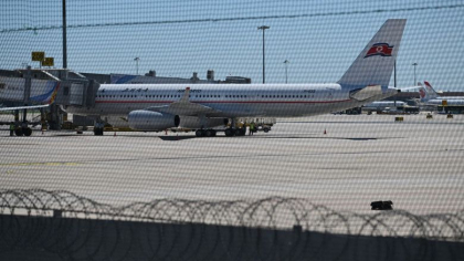 Coreea de Nord a efectuat primul zbor comercial extern din ultimii trei ani. Avionul a aterizat marti la Beijing Coreea de Nord a efectuat primul zbor comercial extern din ultimii trei ani. Avionul a aterizat marti la Beijing