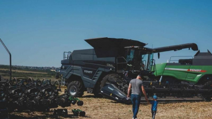 „Seceris 2023”: Cel mai mare tractor din R. Moldova de la „DiazTech” a cucerit agricultorii. Cum arata utilajul „Seceris 2023”: Cel mai mare tractor din R. Moldova de la „DiazTech” a cucerit agricultorii. Cum arata utilajul