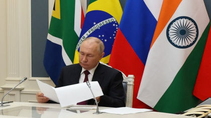 Putin spune ca Occidentul a „dezlantuit razboiul in Ucraina”. Dictatorul rus a sustinut un nou discurs la summit-ul BRICS Putin spune ca Occidentul a „dezlantuit razboiul in Ucraina”. Dictatorul rus a sustinut un nou discurs la summit-ul BRICS