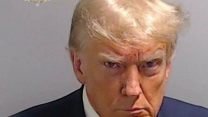 Cati bani a strans echipa de campanie a lui Trump dupa publicarea fotografiei din inchisoare Cati bani a strans echipa de campanie a lui Trump dupa publicarea fotografiei din inchisoare