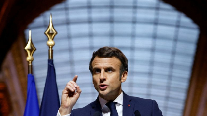 Politico: Macron spune ca UE ar trebui sa evolueze catre o „Europa cu mai multe viteze” daca doreste sa integreze tari noi, precum Moldova, Ucraina sau statele din Balcanii de Vest Politico: Macron spune ca UE ar trebui sa evolueze catre o „Europa cu mai multe viteze” daca doreste sa integreze tari noi, precum Moldova, Ucraina sau statele din Balcanii de Vest