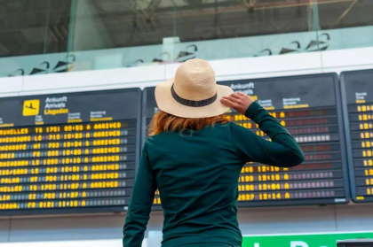 Perturbarile traficului aerian in Marea Britanie vor mai continua timp de cateva zile Perturbarile traficului aerian in Marea Britanie vor mai continua timp de cateva zile
