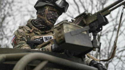 Rusia si-ar fi gasit un nou „dealer” de arme pentru razboiul din Ucraina. Kremlinul va primi „cantitati uriase de munitie” Rusia si-ar fi gasit un nou „dealer” de arme pentru razboiul din Ucraina. Kremlinul va primi „cantitati uriase de munitie”