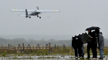 Ucraina foloseste drone facute din carton si cauciuc, aproape imposibil de localizat de radare Ucraina foloseste drone facute din carton si cauciuc, aproape imposibil de localizat de radare